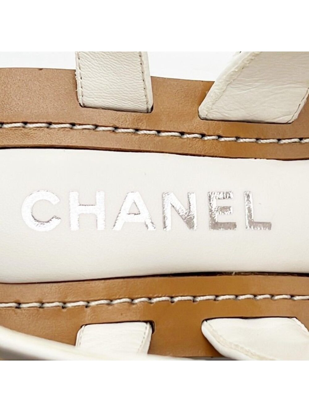 Chanel Sandals CC Logo White Leather Wood Strap Chain Silver - Picture 6 of 7